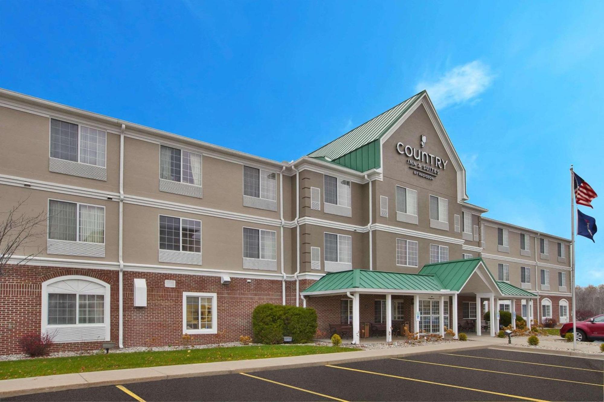 Country Inn & Suites By Radisson, Big Rapids, Mi Ngoại thất bức ảnh