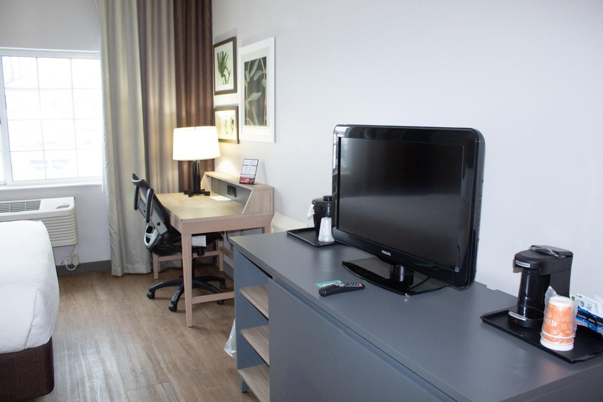 Country Inn & Suites By Radisson, Big Rapids, Mi Ngoại thất bức ảnh