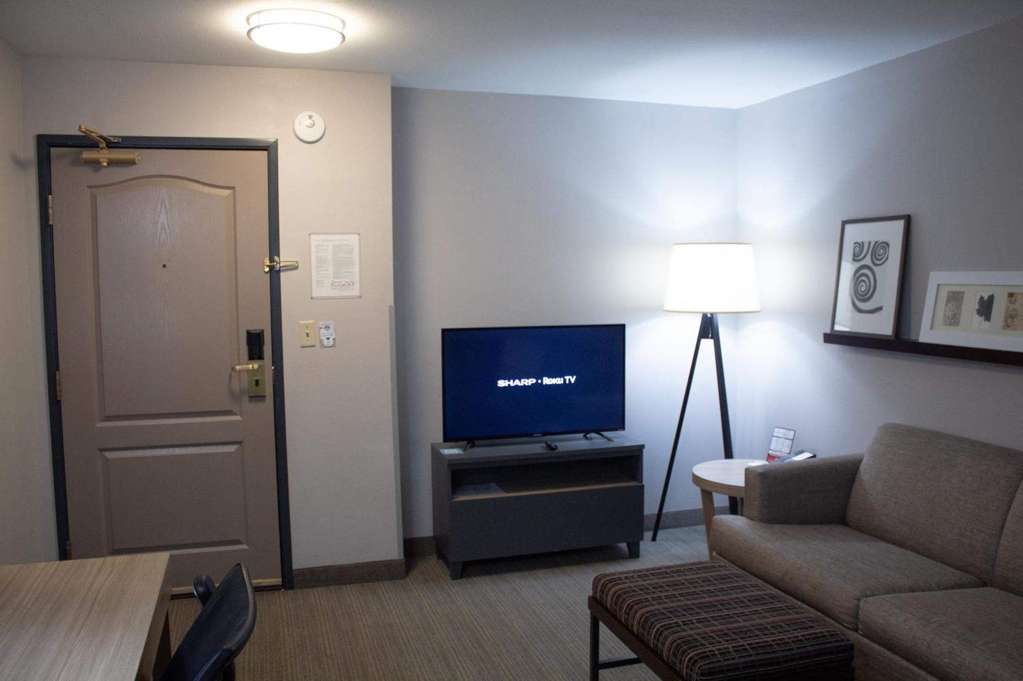 Country Inn & Suites By Radisson, Big Rapids, Mi Ngoại thất bức ảnh
